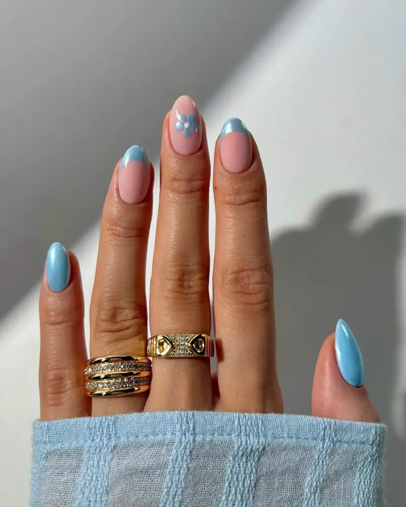 diseños de uñas azules decoradas