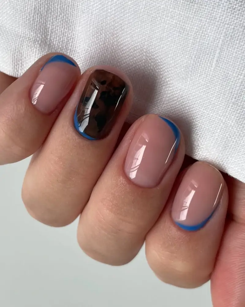 ideas de manicura francesa para uñas redondas