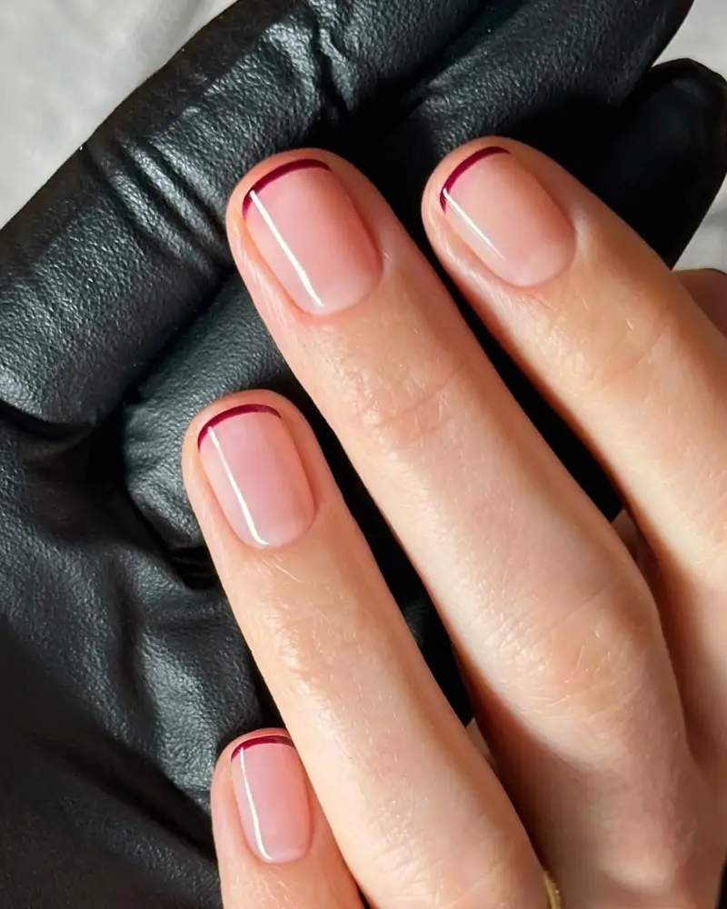ideas de manicura francesa para uñas redondas