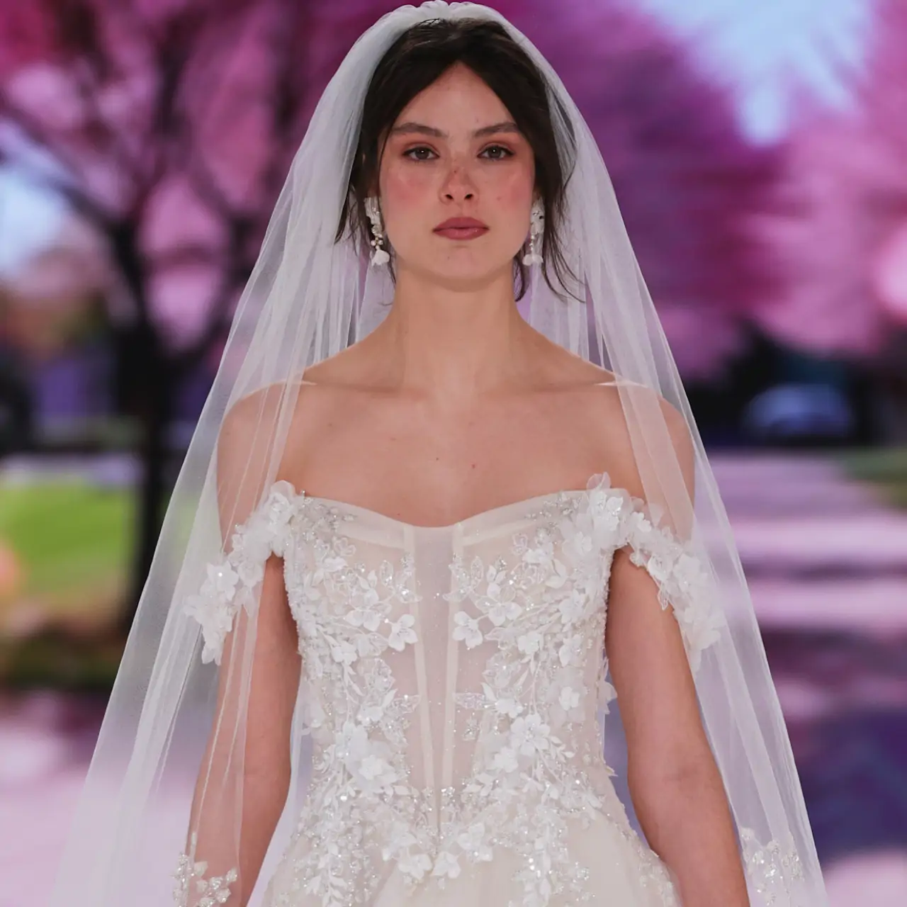 Novia desfilando en BBFW