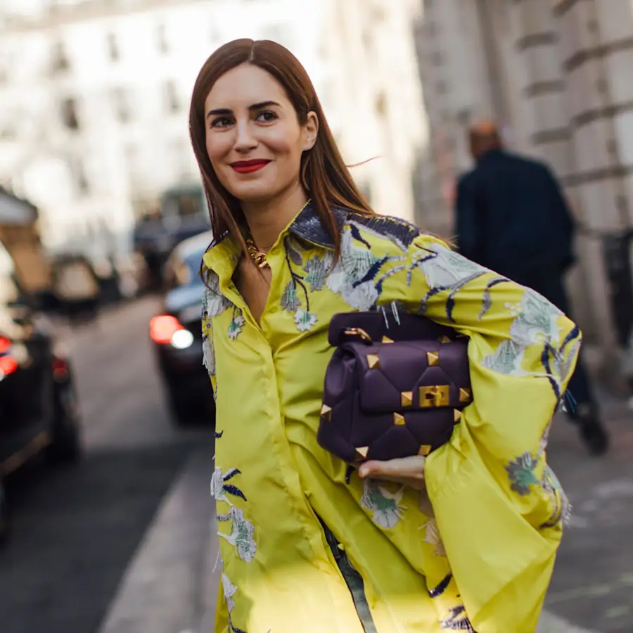 Las camisas de Zara de nueva temporada son sinónimo de lujo y elegancia: 10 modelos con bordados en tendencia para verano 2025