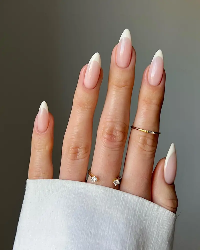 Diseños de uñas sencillos para invierno 
