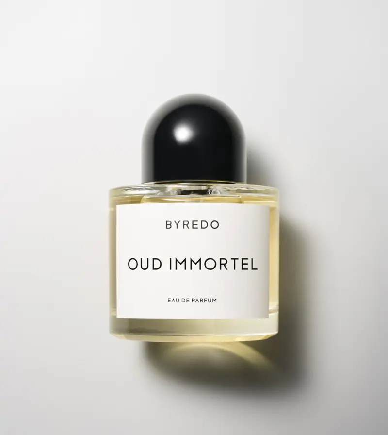 perfumes veraniegos más vendidos  Oud Immortel de Byredo