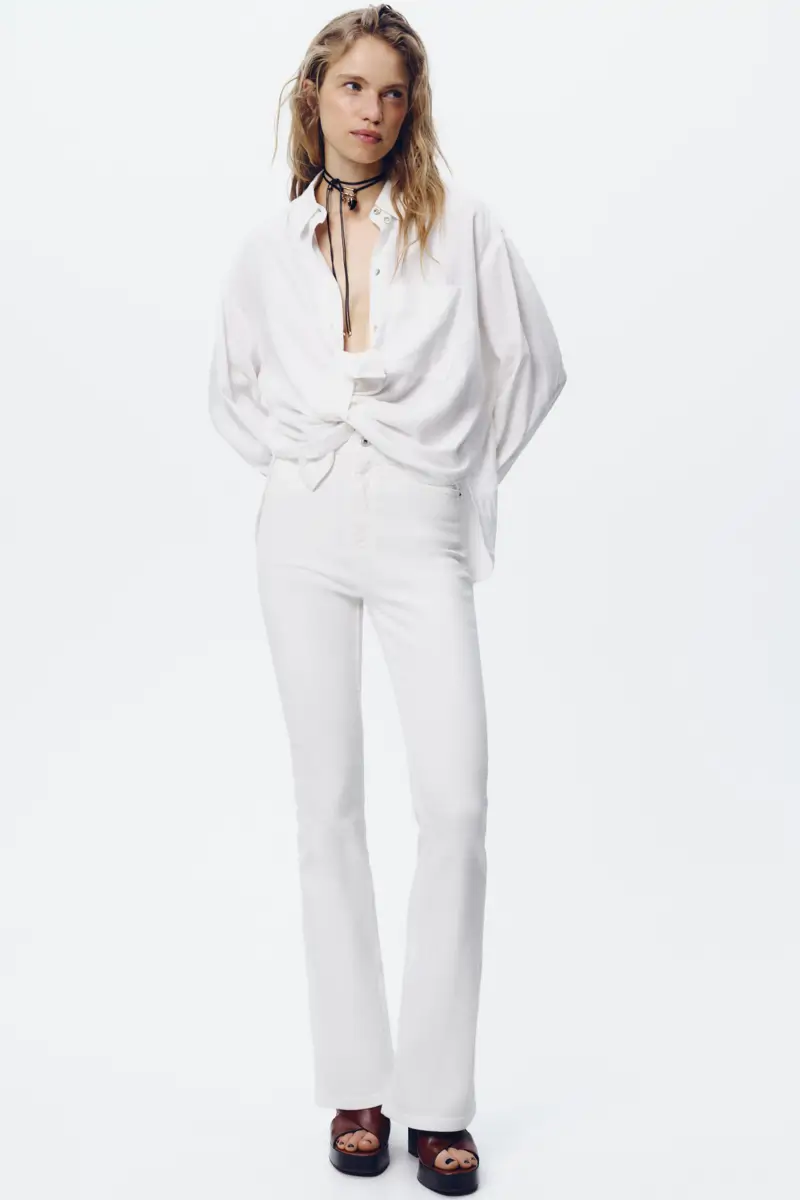 Vaqueros flare de Zara