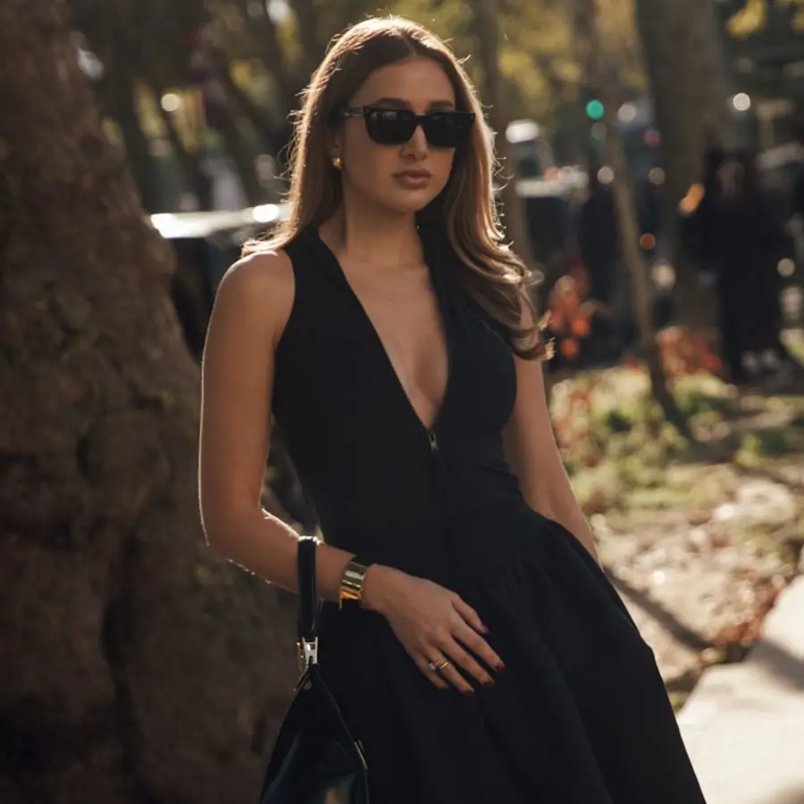 8 vestidos de lino de Sfera que disimulan barriga: holgados, cómodos y en tendencia para llevar con alpargatas