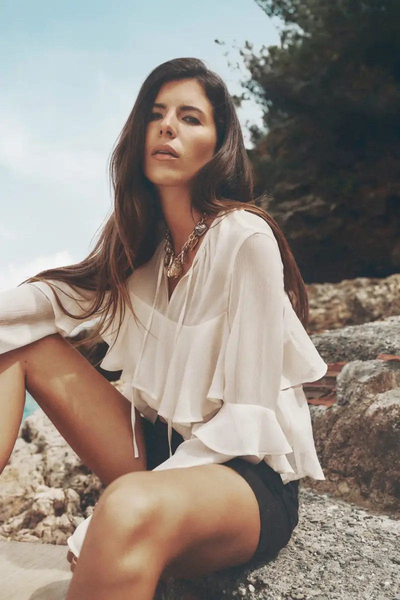Camisa volantes colección boho blanca Lefties
