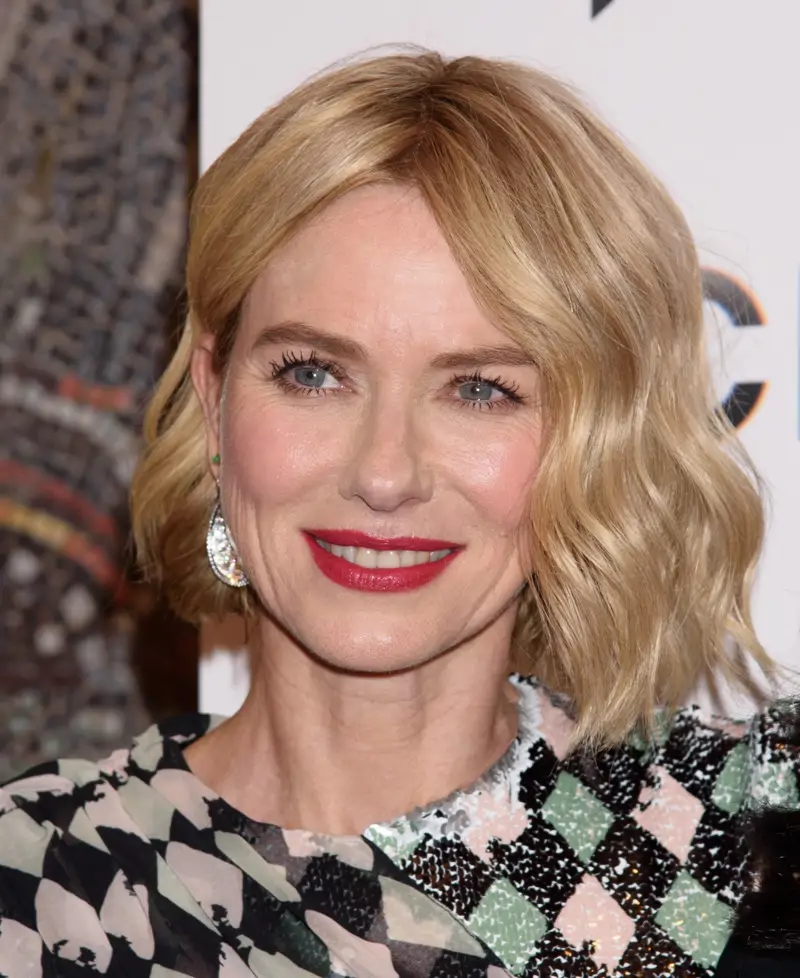 pelo corto ondasBOB ONDULADO SUAVE O BOB CORTO CON ONDAS SUAVES naomi watts