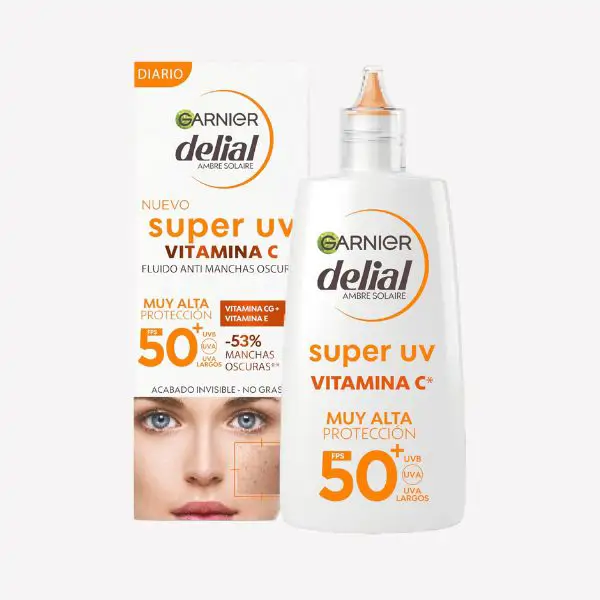 Fluido anti manchas Super UV de Garnier Delial