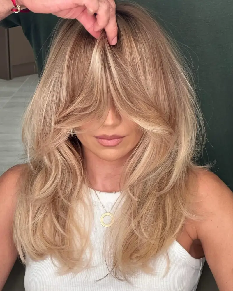 Capuccino latte balayage mechas balayage rubias