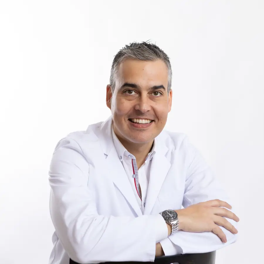 El Dr. Juan García Gavín nos explica cómo debemos protegernos la piel este verano: “La radiación ultravioleta es el principal factor de envejecimiento cutáneo y cáncer de piel”