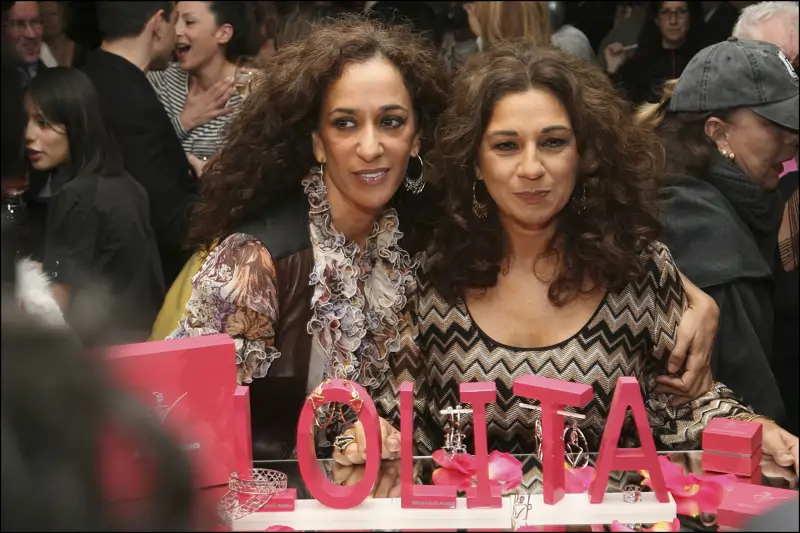 Rosario y Lolita Flores