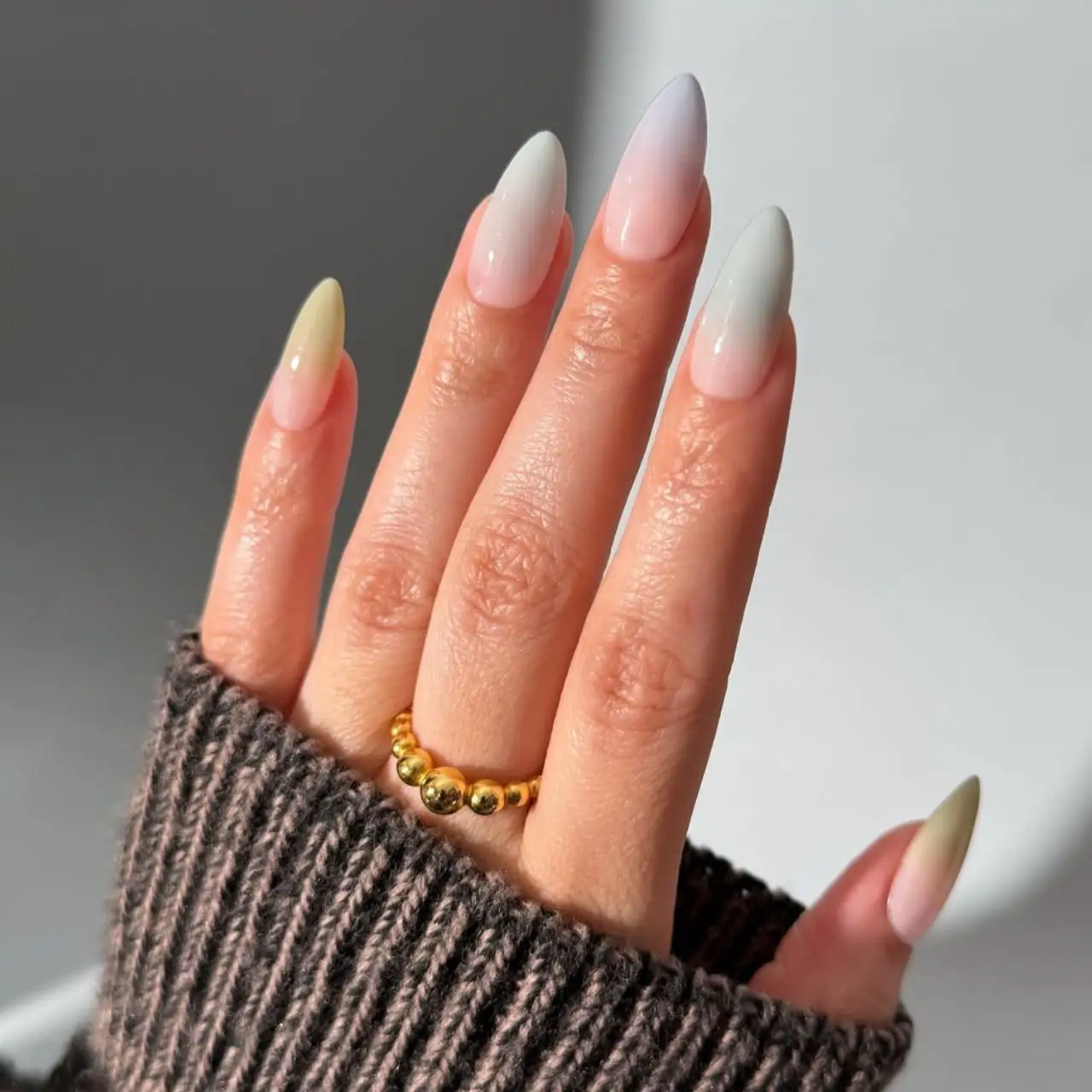 Uñas acrílicas detalles tendencia