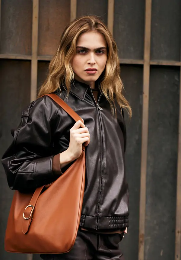 Adiós, zapatillas blancas tal y como Marta Ortega avisó: Zara Kids tiene las del color tendencia este 2025 que ya llevó hace 10 años