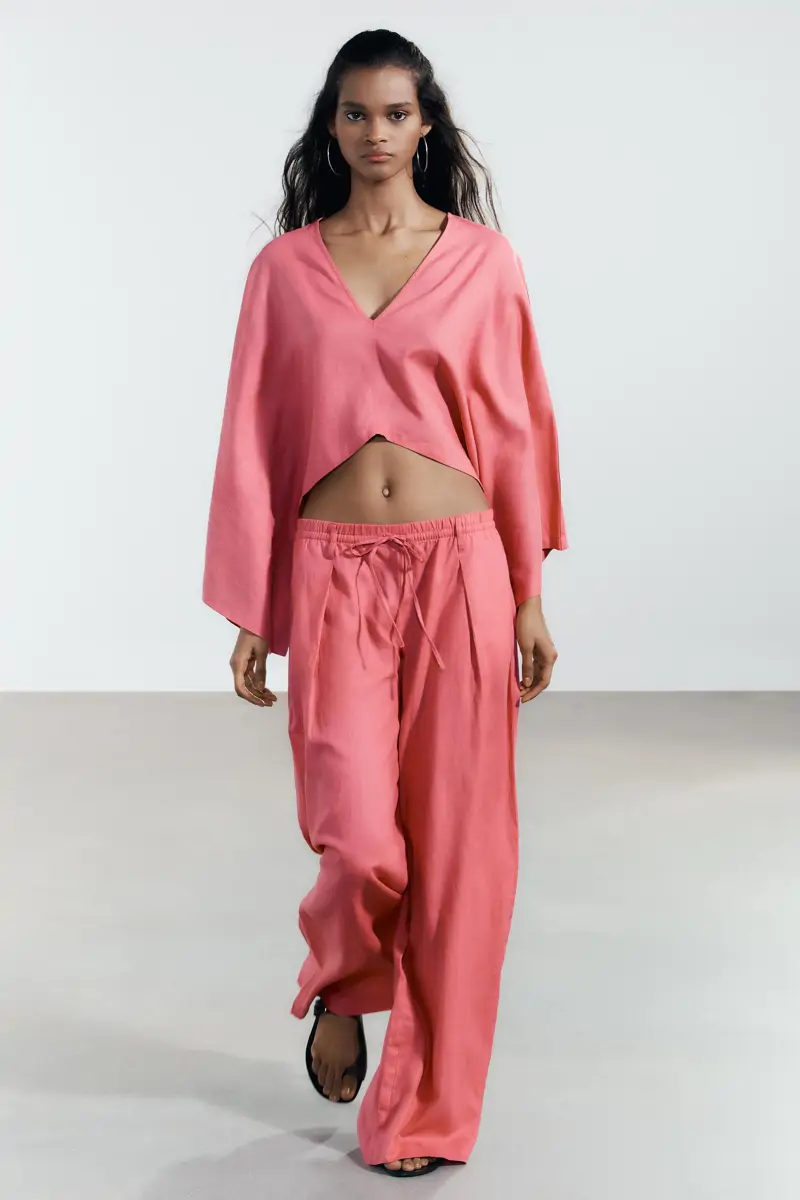 Pantalón palazzo rosa chicle Zara