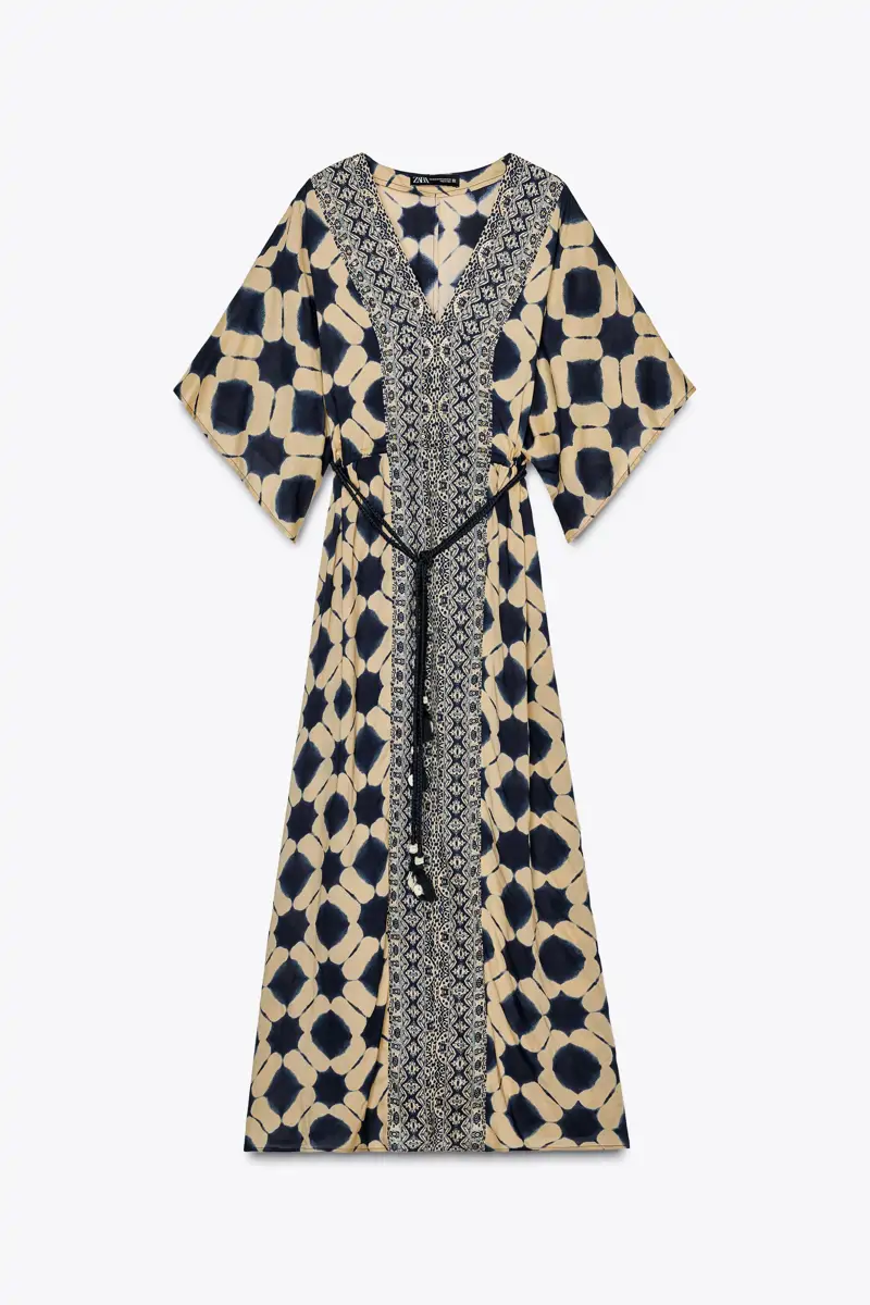 Vestido caftán de Zara