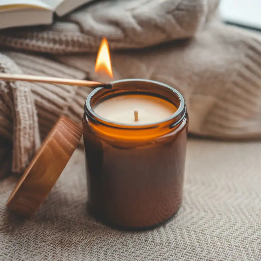 Meik Wiking, danés experto en felicidad: "No hay hygge sin velas. Si les preguntas a los daneses qué es lo que más asocian con el hygge, un 85% menciona las velas"
