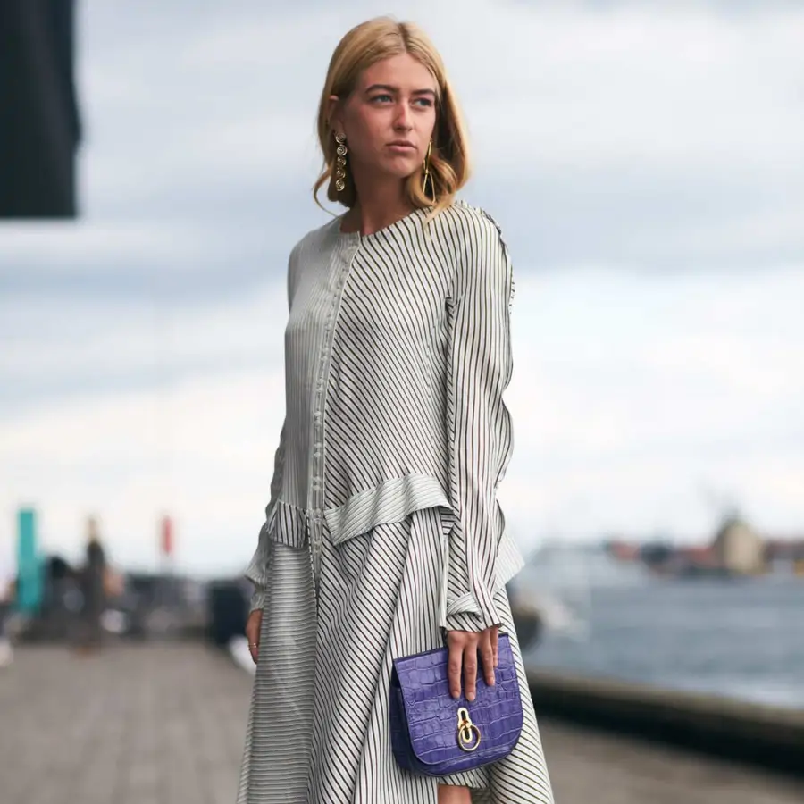 Crocs 'se elegantiza' con sus sandalias tipo cuña con toque boho que las mujeres isleñas llevarán con vestidos holgados en verano