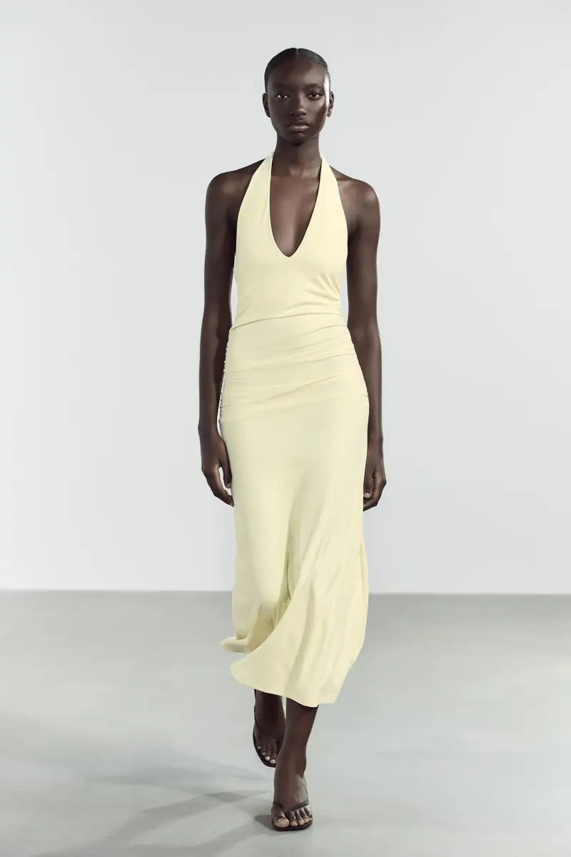 vestido largo halter amarillo zara