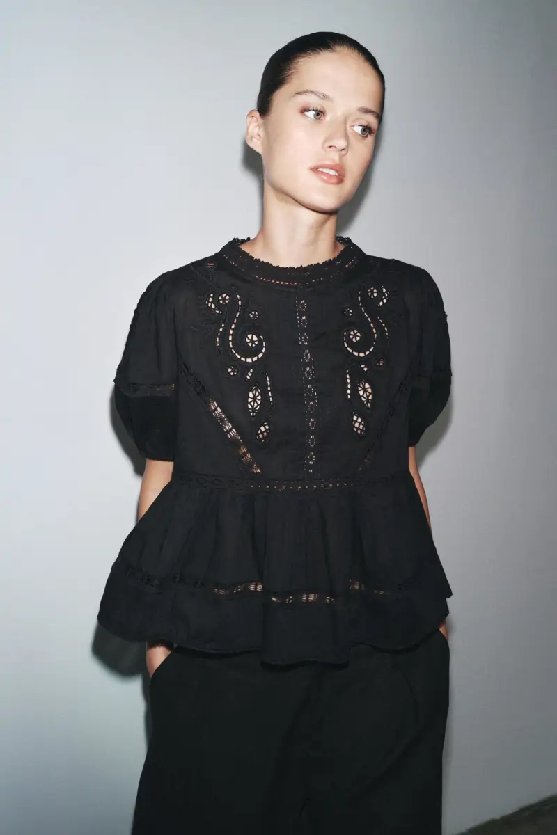 Blusa con bordados