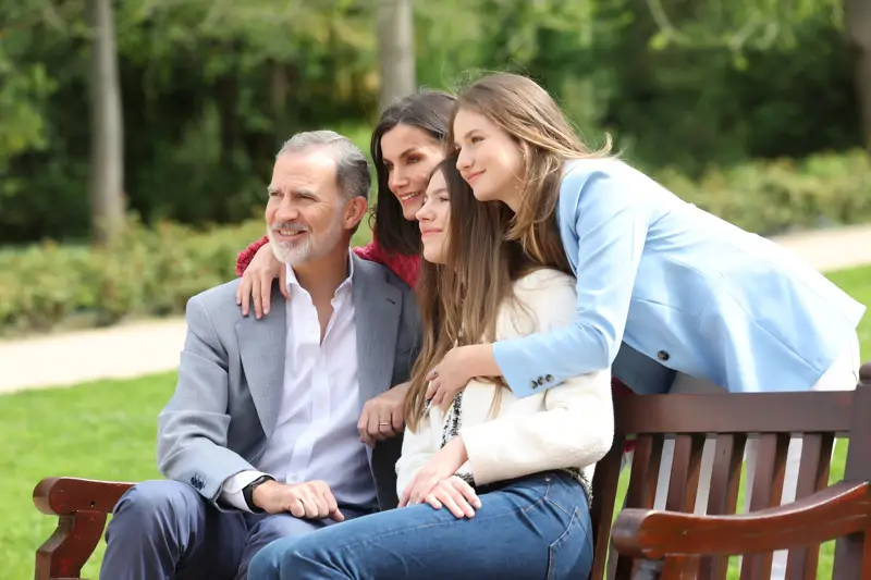 Los reyes Felipe y Letizia y sus hijas