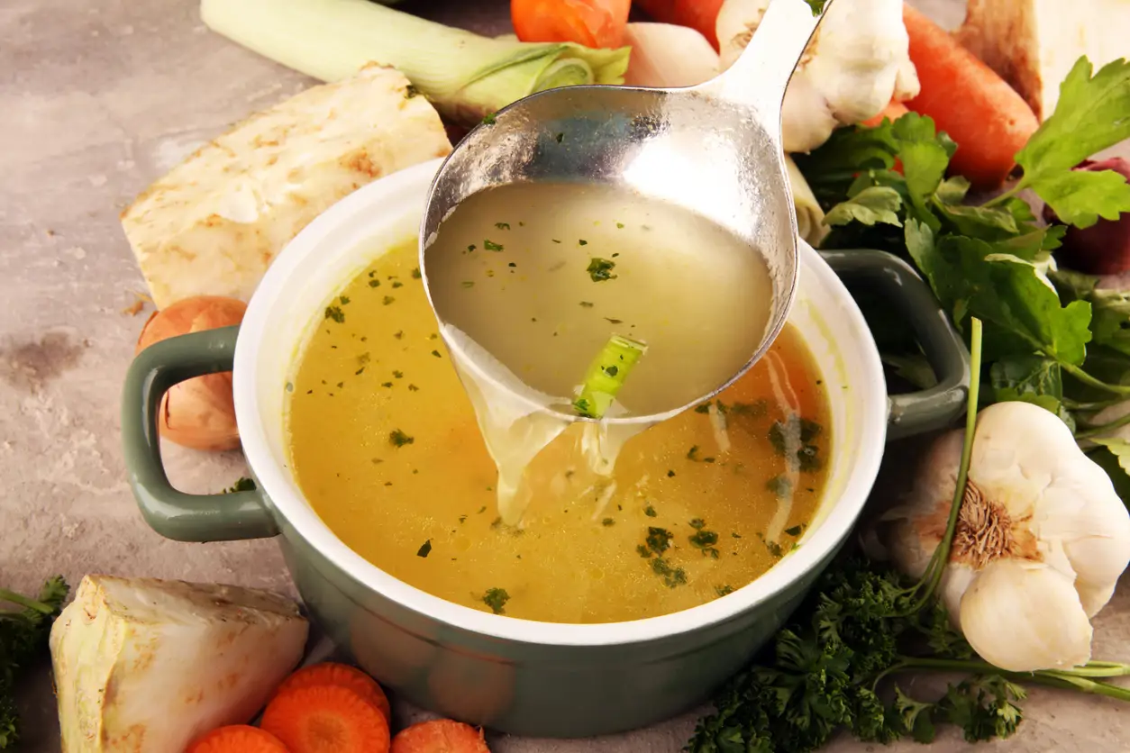 caldo verduras dieta drenante
