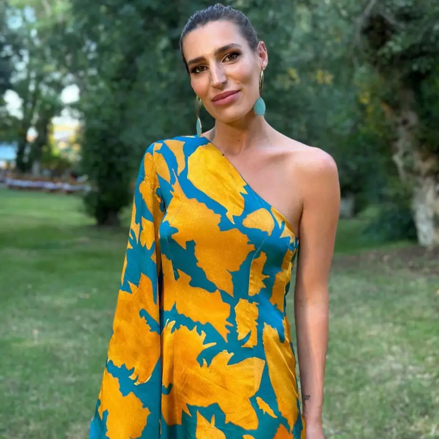 Eugenia Osborne (38), sobre su piel rejuvenecida: “Este corrector ha cambiado mi rutina de belleza. Unifica mi piel preparándola como un lienzo"