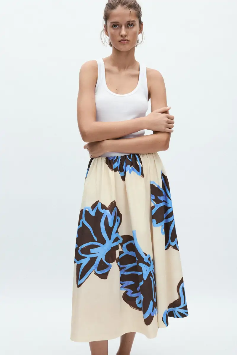 Falda midi