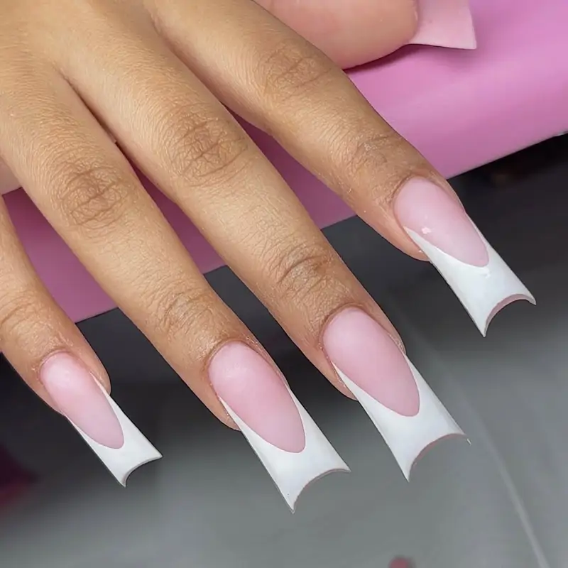 formas de uñas ABANICO O FLARE