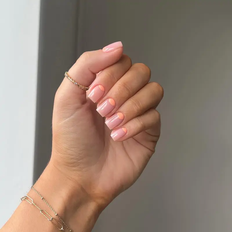 manicura francesa color pastel