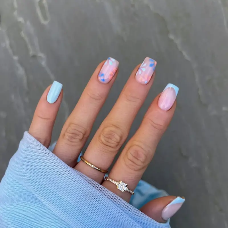 manicura francesa color pastel