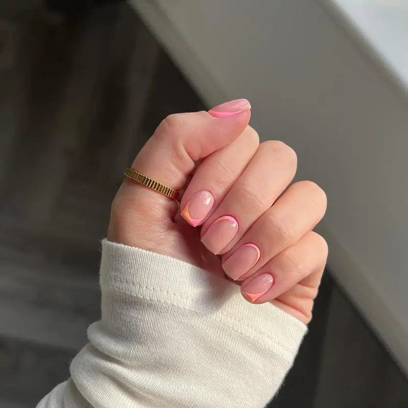 manicura francesa color pastel
