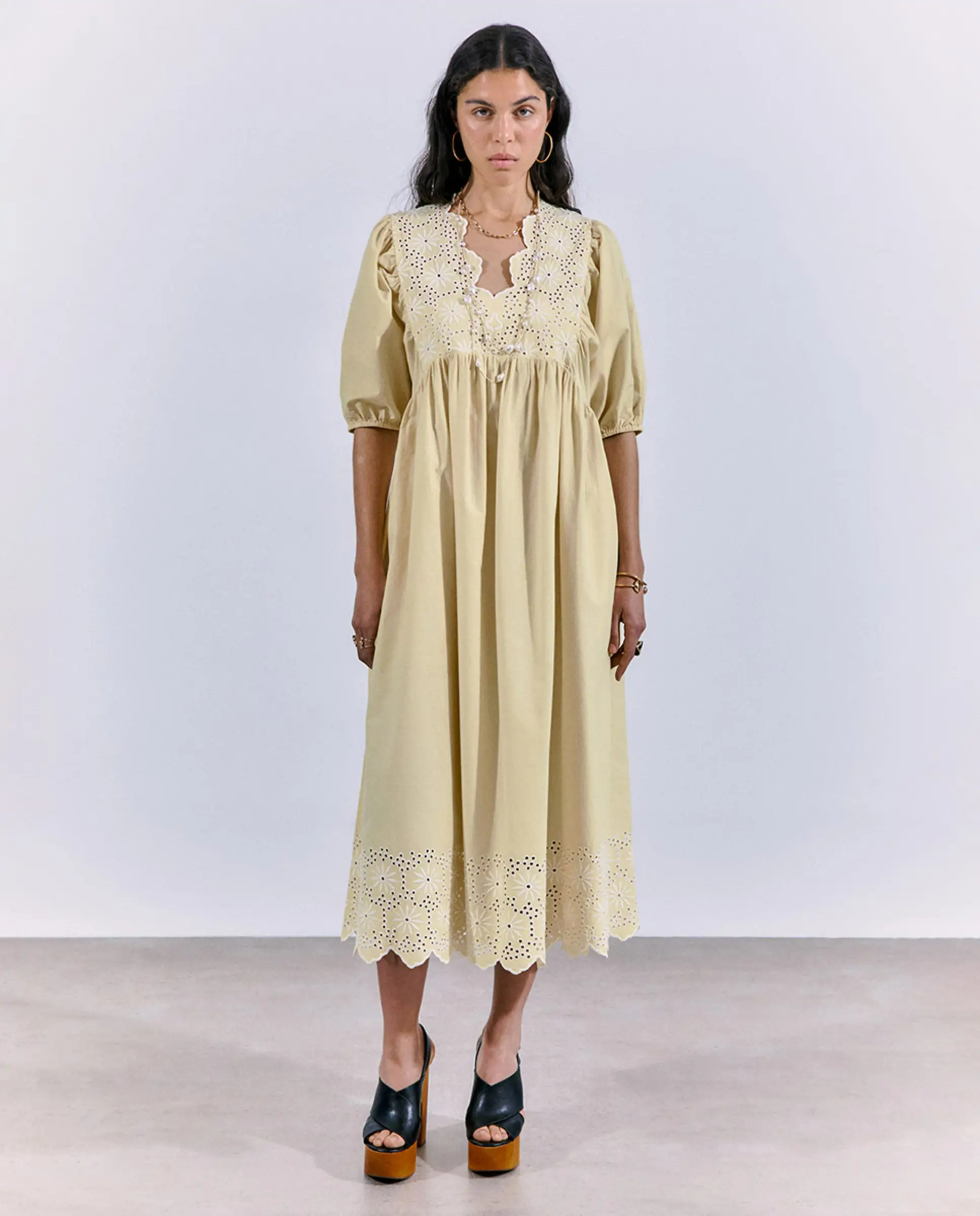 Vestido bordado