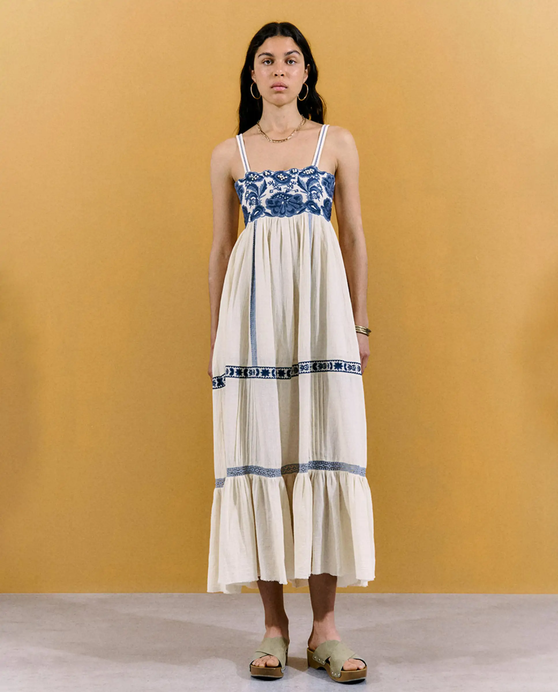 Vestido de tirantes