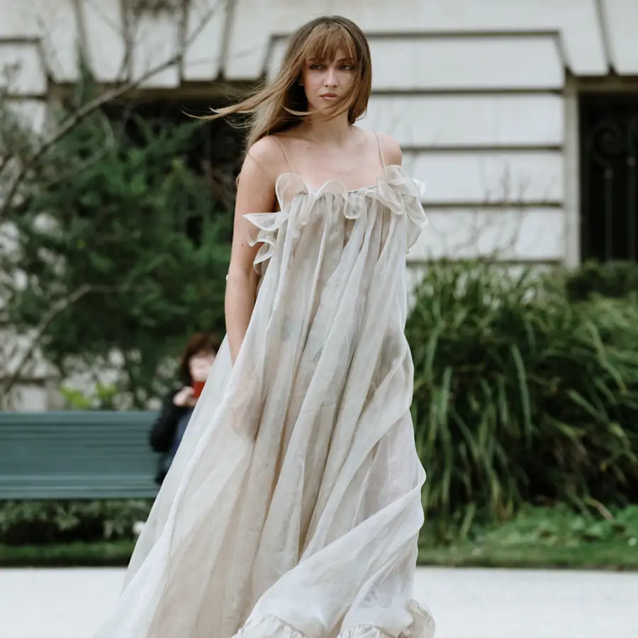 Ya son furor en Zara estos vestidos de fiesta de menos de 30€: extra elegantes, veraniegos y aptos para noches y tardeos 