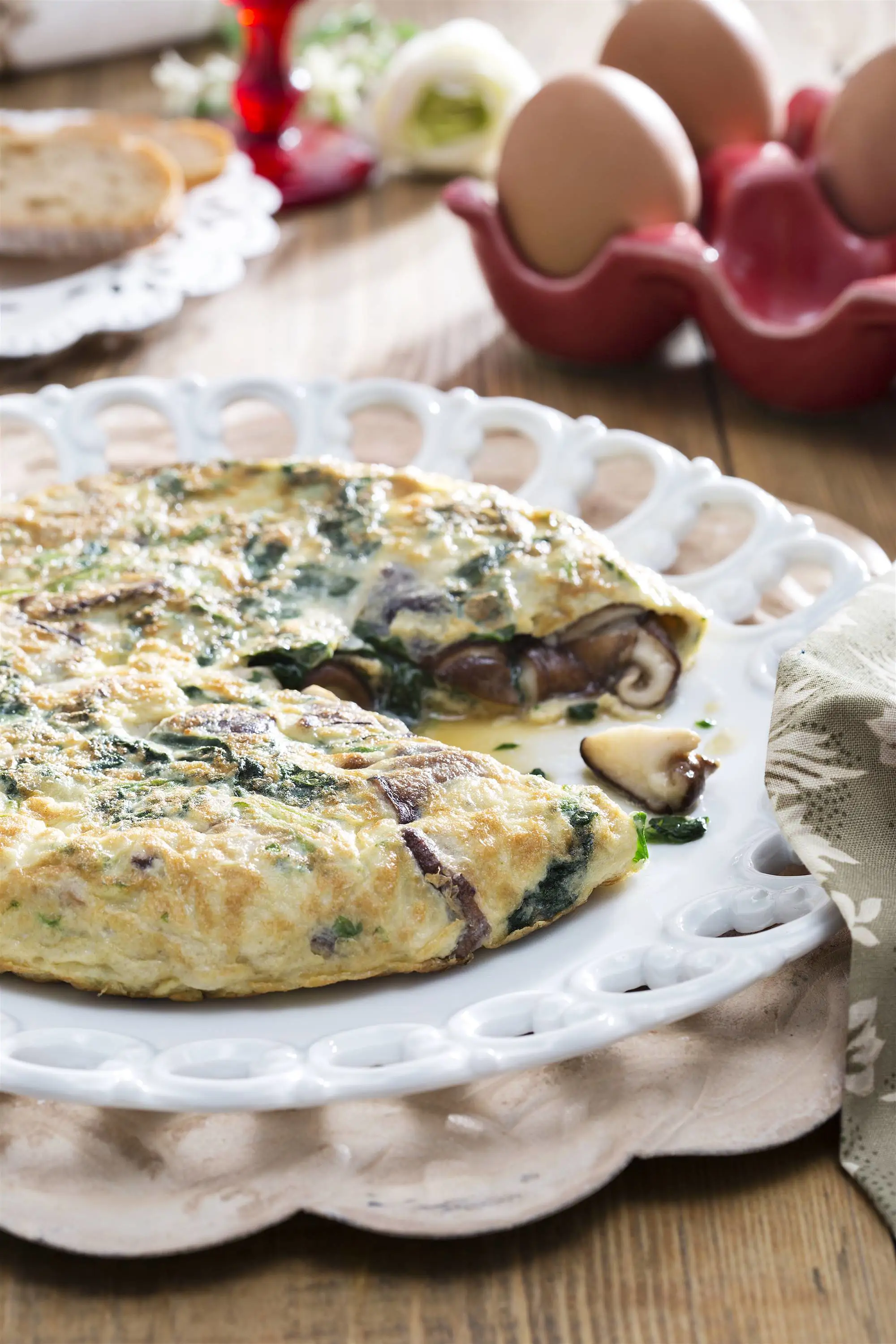 recetas con champiñones tortilla con espinacas y champiñones