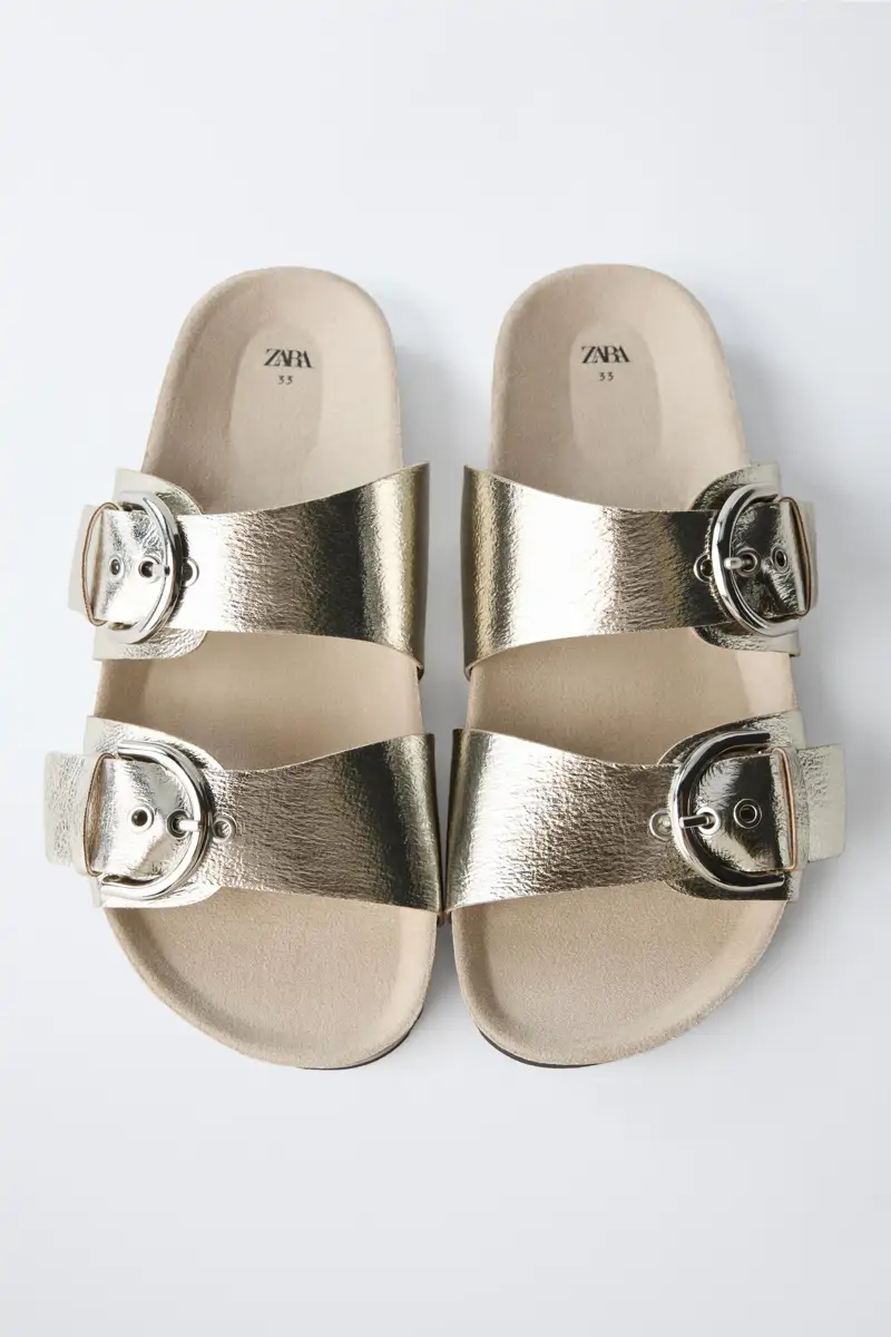 sandalias doradas zara tendencia