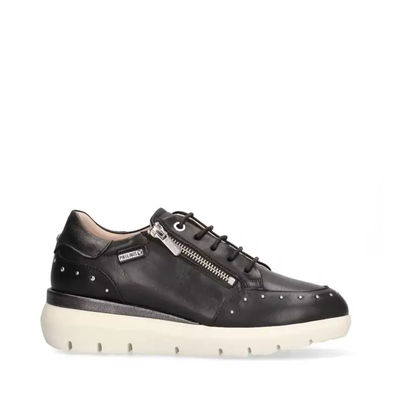 zapatillas negras Pikolinos