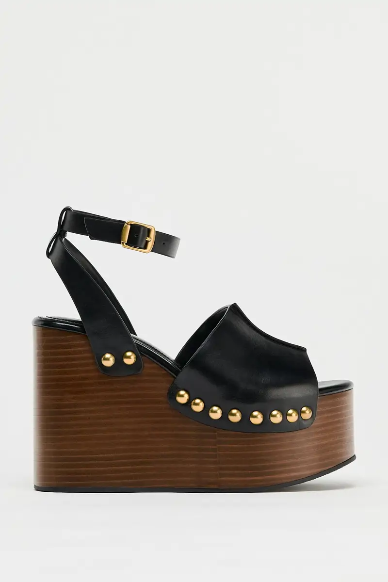 sandalias cuña alta madera zara