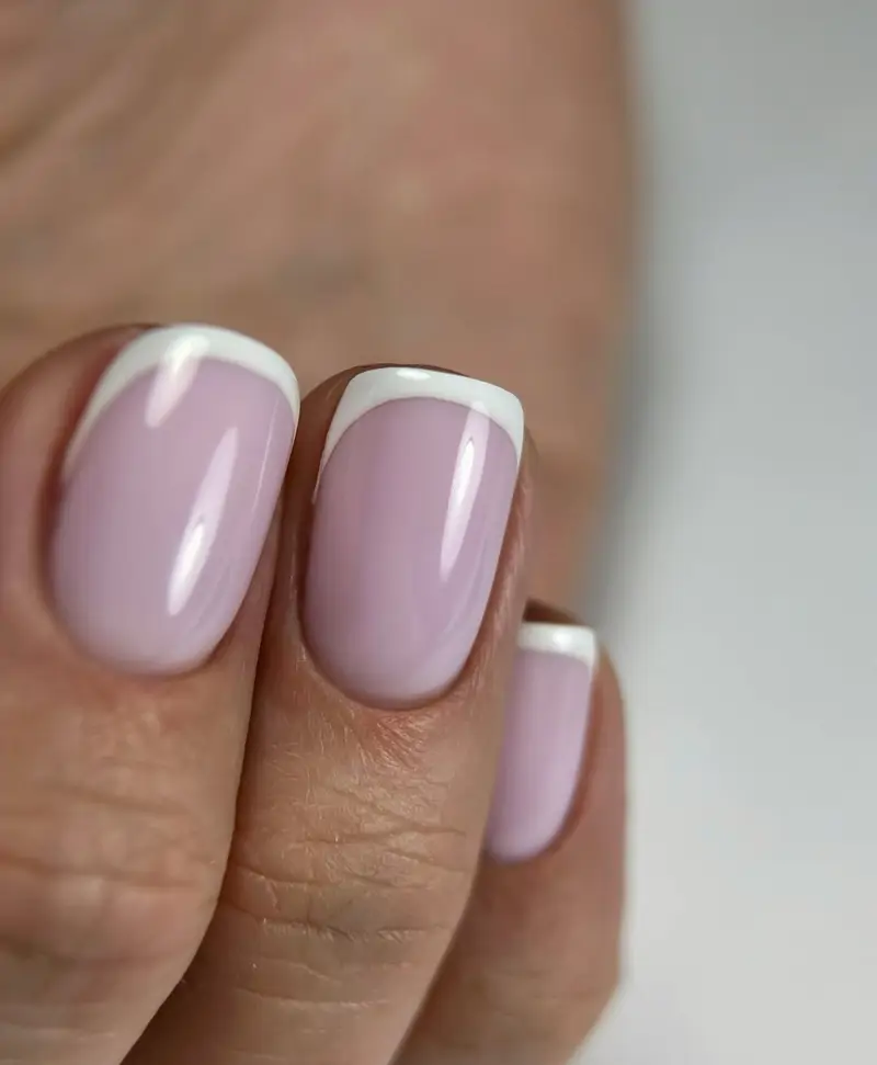 uñas francesas elegantes​ para boda rosas