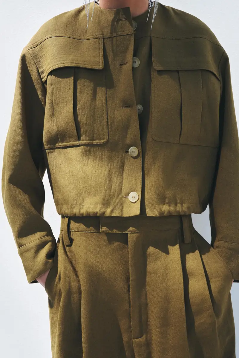 chaqueta verde zara