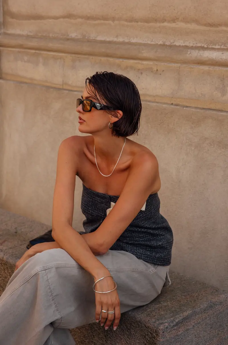 mujer con top
