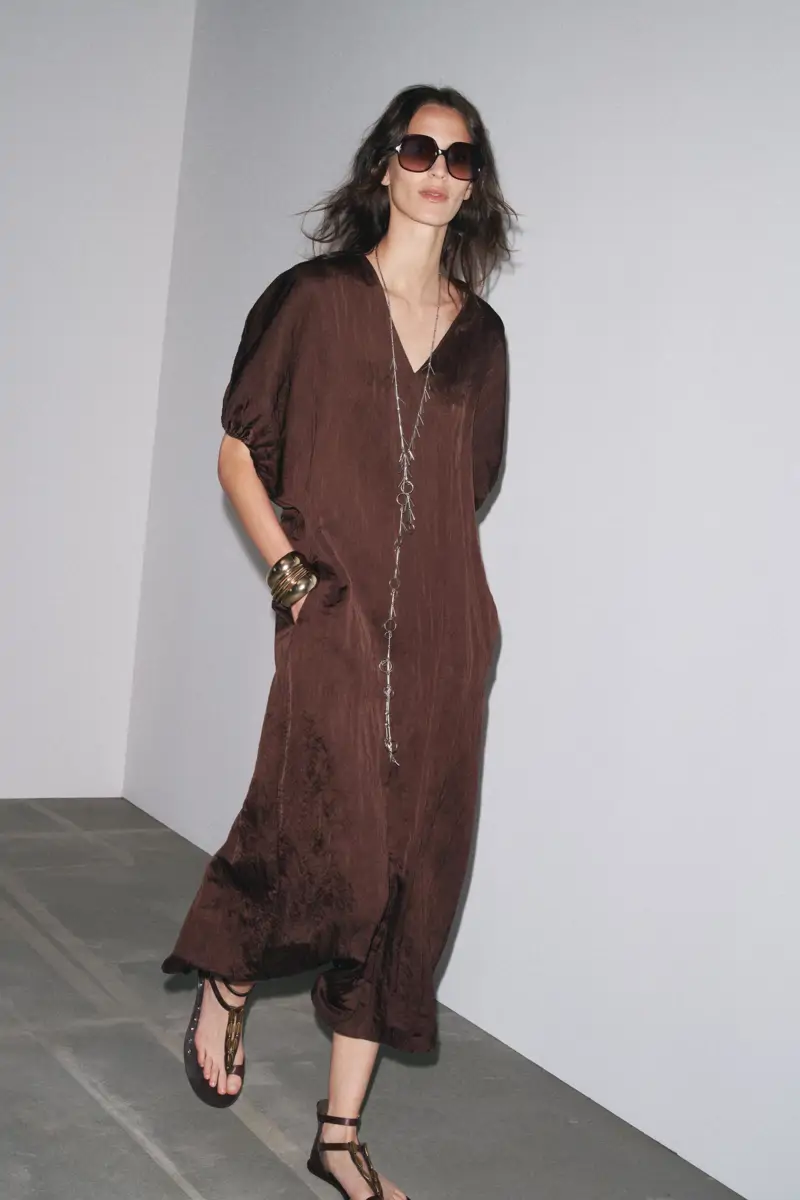 Vestido con manga abullonada