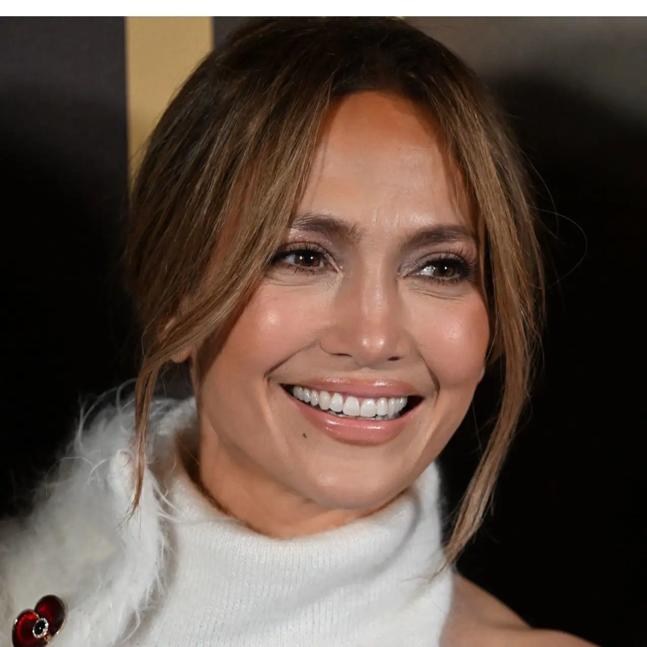 adjunta jlo