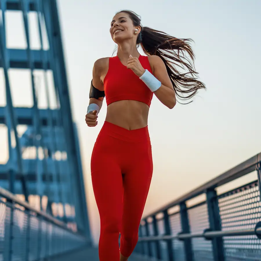 Joanna López, experta en fitness: "Hacer cardio para quemar grasa no funciona. Esta es la actividad que usan los actores de Hollywood para quemar grasa y estar en forma en poco tiempo"