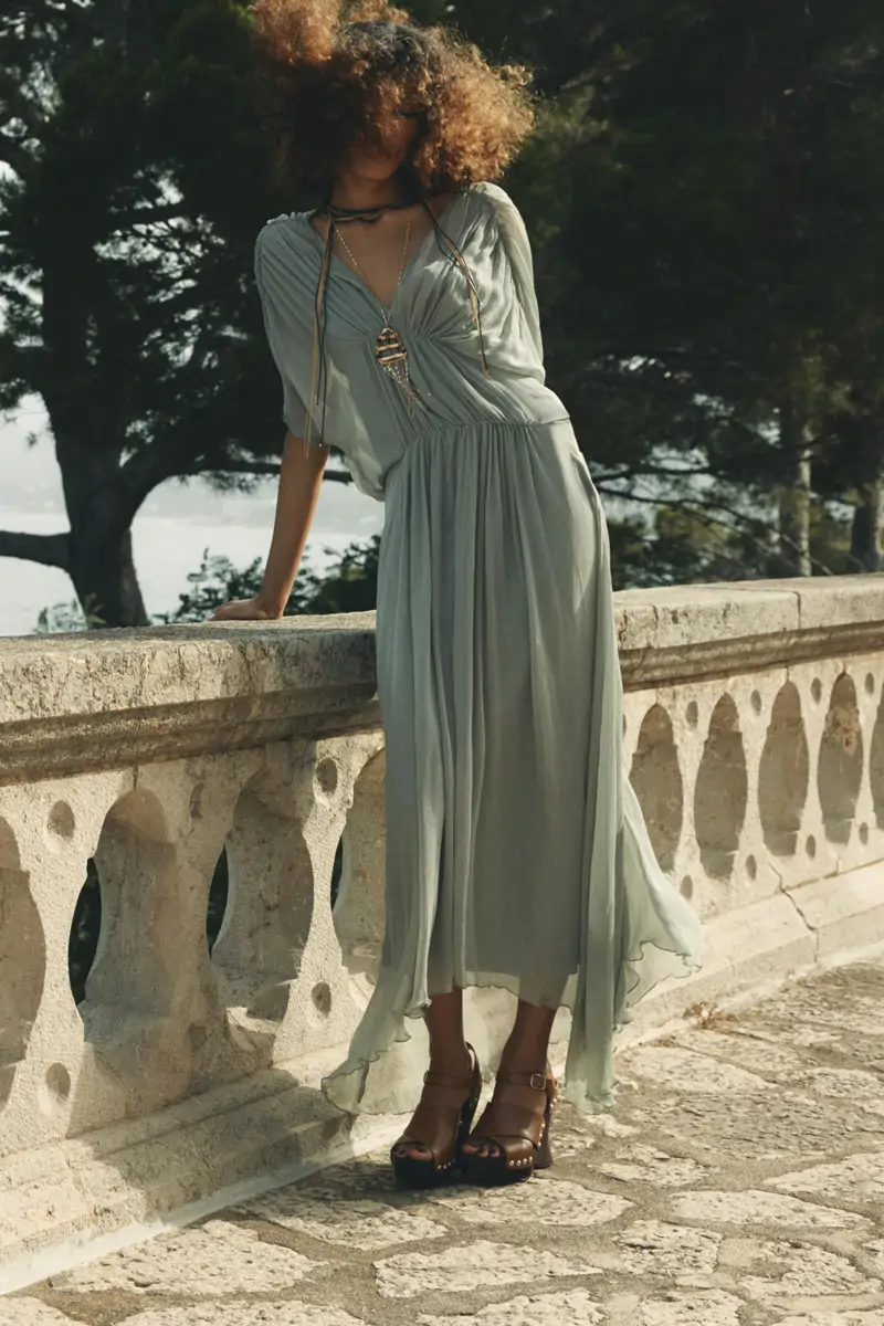 vestido fruncido zara