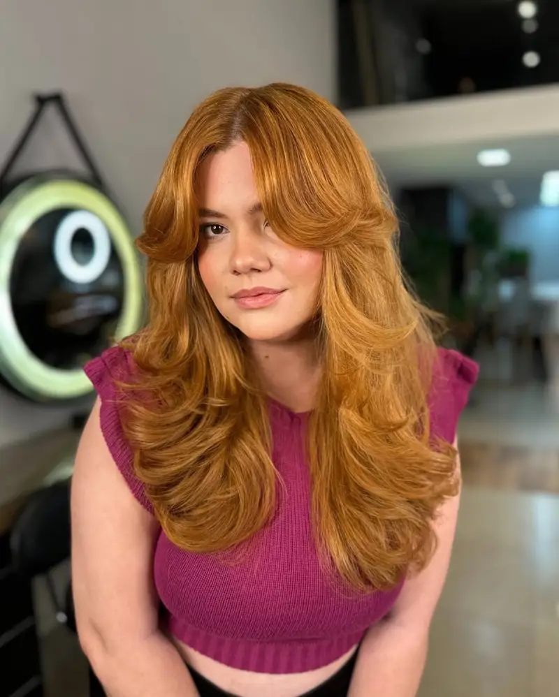 Con flequillo mariposa
