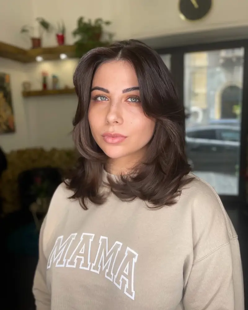 cortes de pelo mariposa más tendencia para verano 2025 