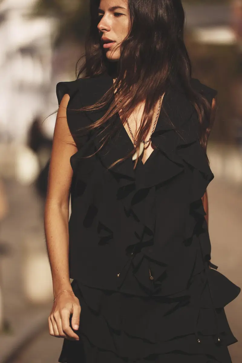 BLUSA VOLANTES ZARA