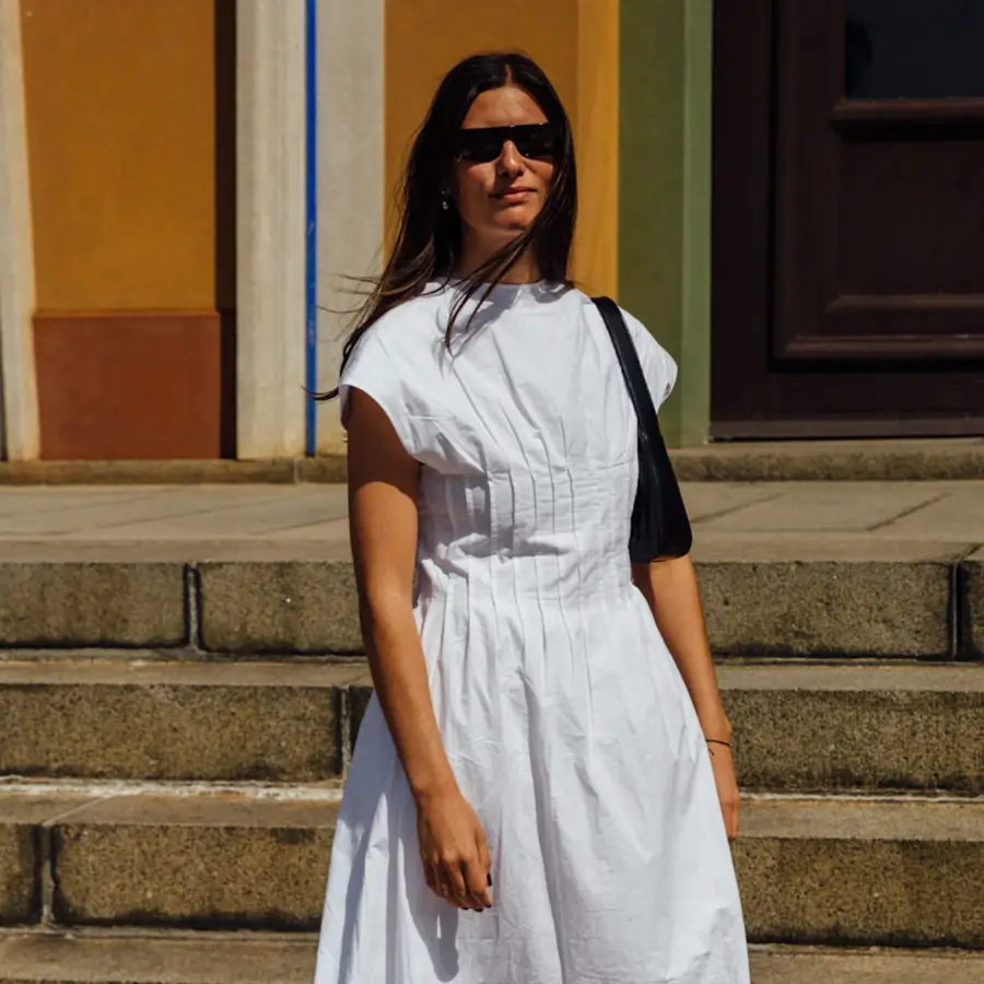 Sfera ya está de rebajas: 5 vestidos boho y frescos por menos de 20€ para llevar en las noches de verano