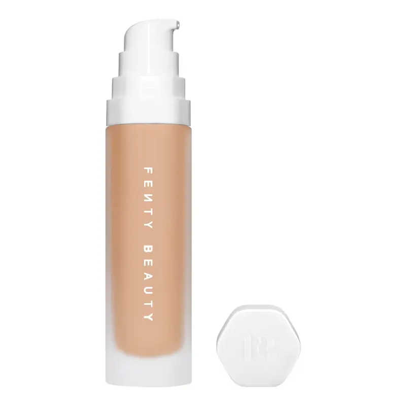 Soft' Lit Naturally Luminous Foundation   Base de maquillaje de Fenty Beauty